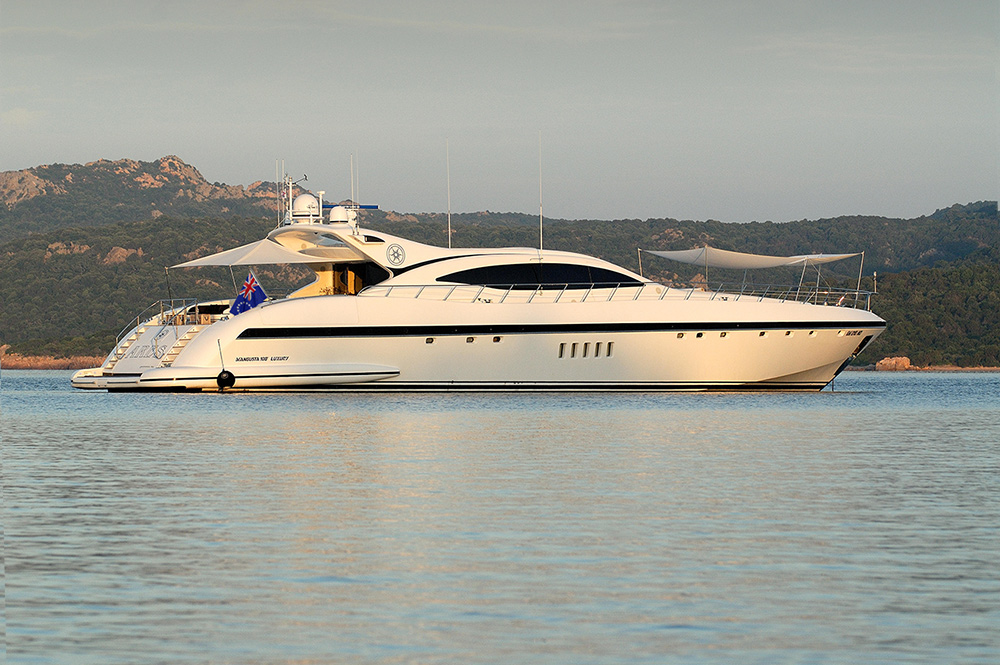 Ares - Exteriors