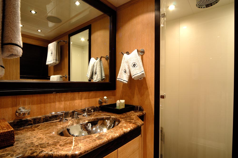 Ares - Interiors